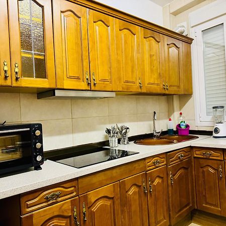 Pisos Familiares Barajas Apartman Madrid Kültér fotó