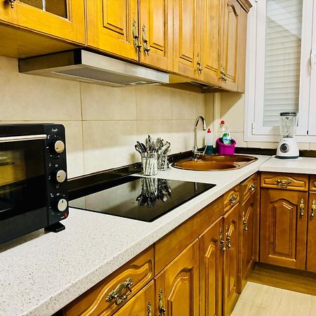 Pisos Familiares Barajas Apartman Madrid Kültér fotó