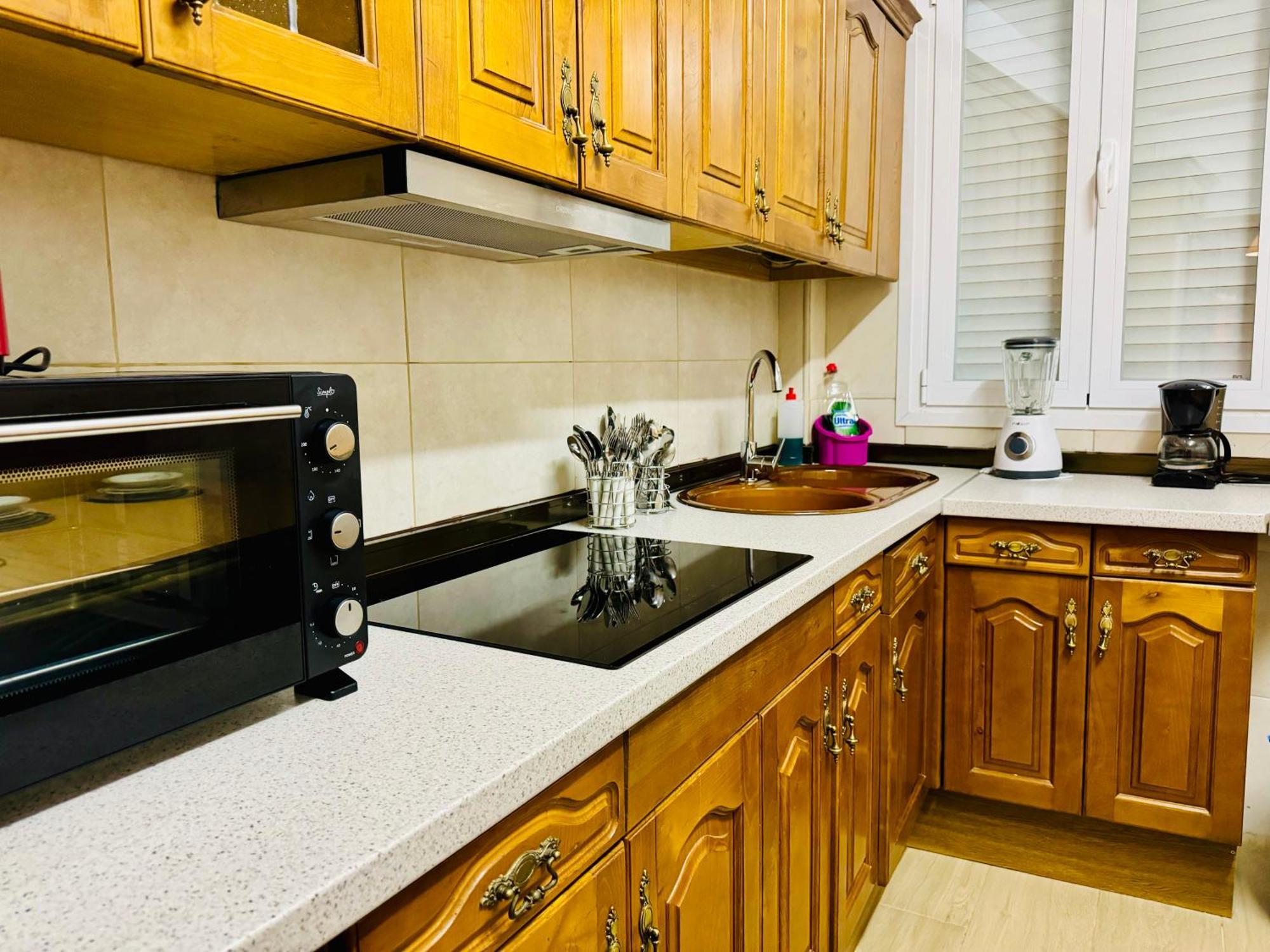 Pisos Familiares Barajas Apartman Madrid Kültér fotó